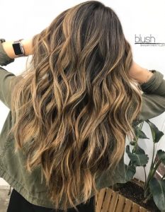 Haircuts for long thick wavy hair and how to style them correctly